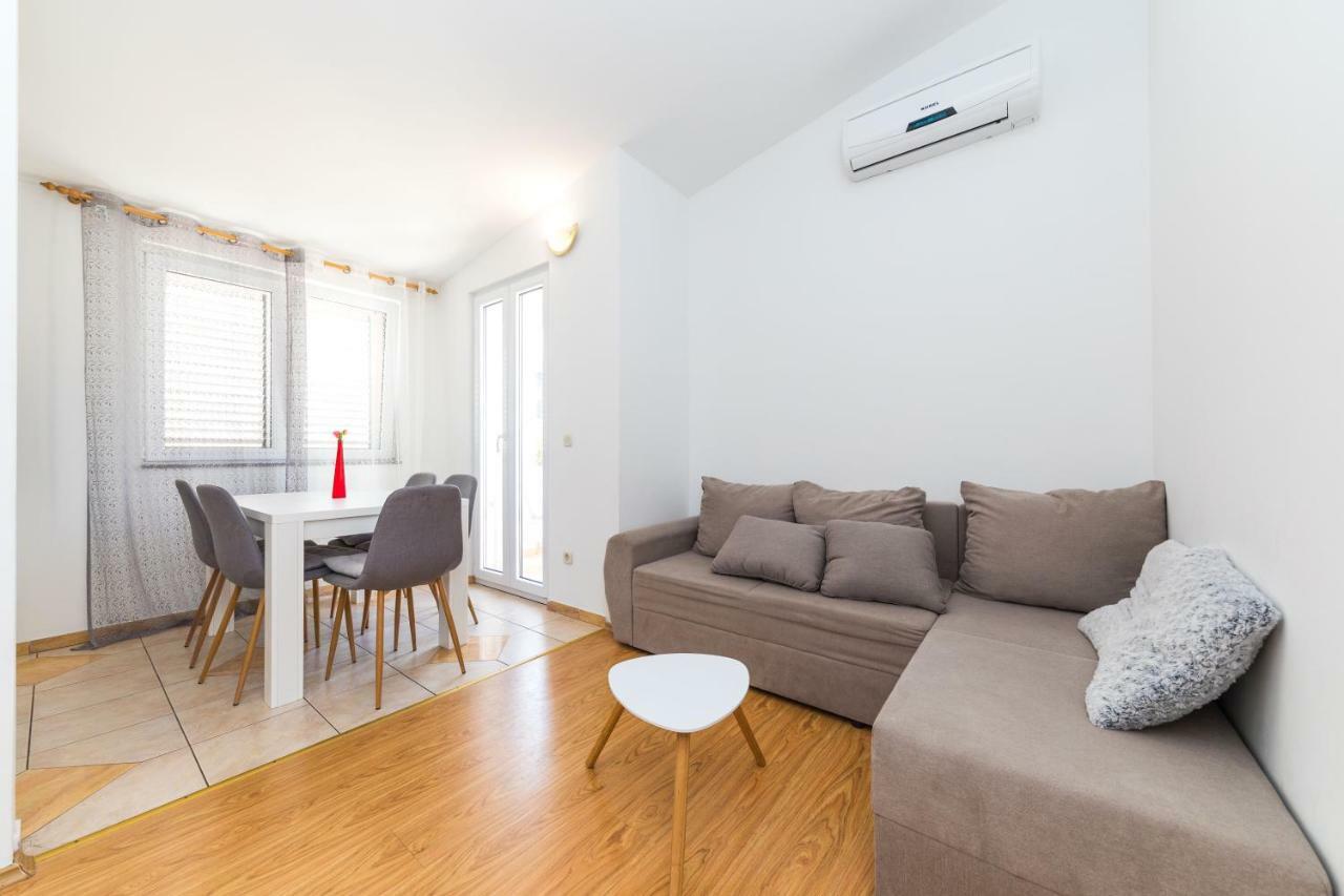 Apartments Gavran Baska Voda Ngoại thất bức ảnh